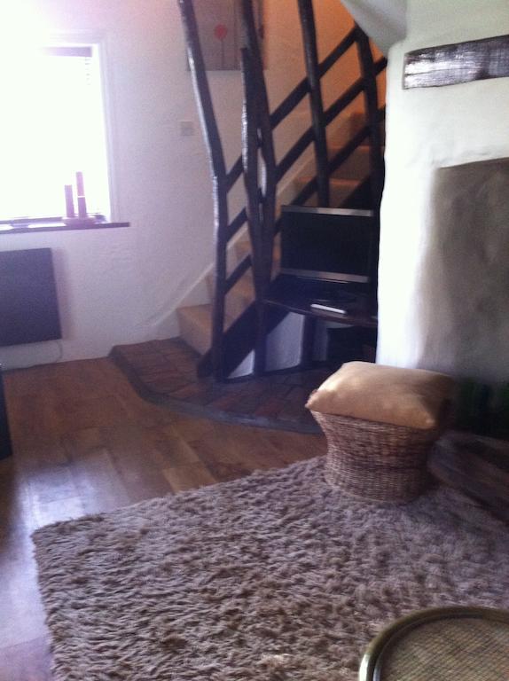Thatched Farm Bed And Breakfast Woodbridge Exterior foto