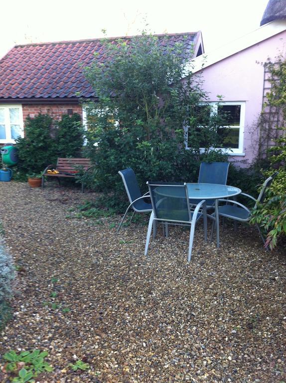 Thatched Farm Bed And Breakfast Woodbridge Exterior foto